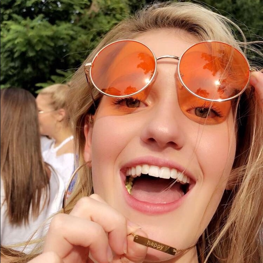 Meet your Posher, Morgan